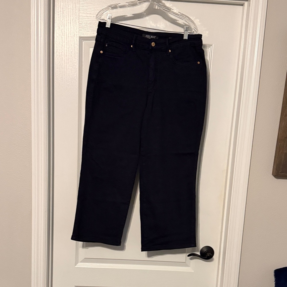 Judy Blue navy Ankle Jeans